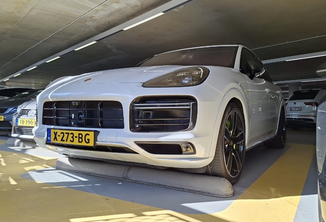Porsche Cayenne Turbo S E-Hybrid
