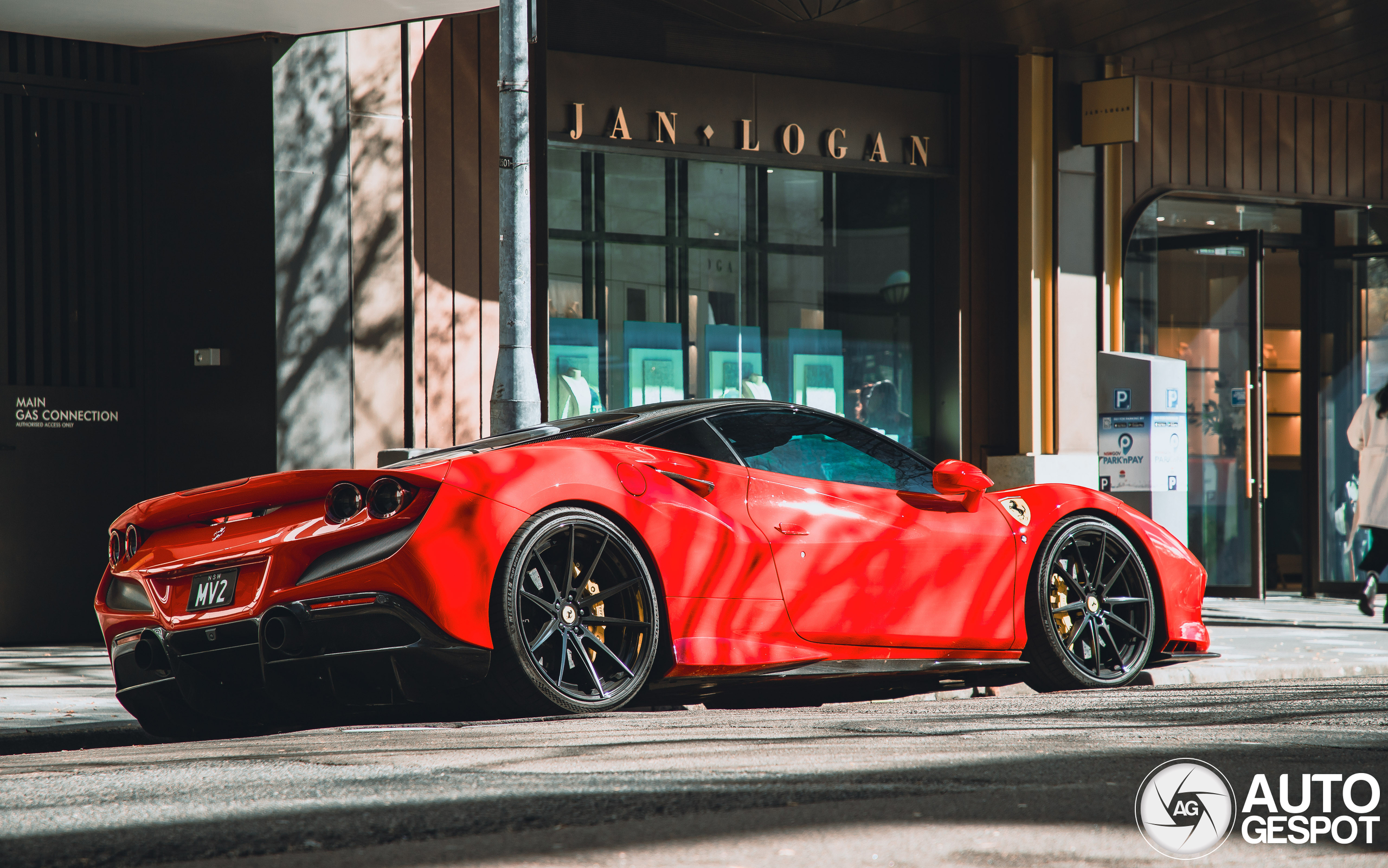 Ferrari F8 Tributo Novitec Rosso