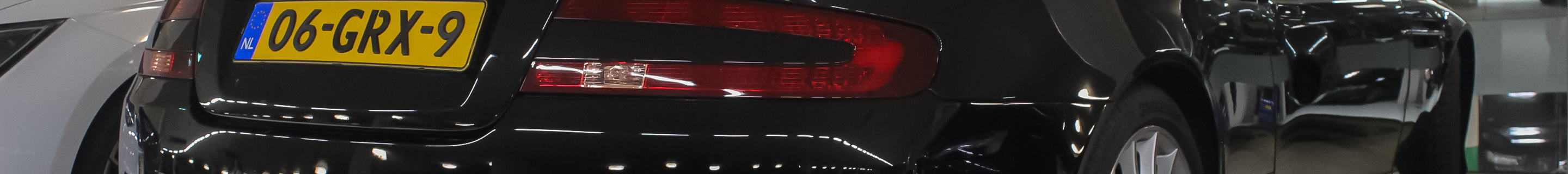 Aston Martin DB9