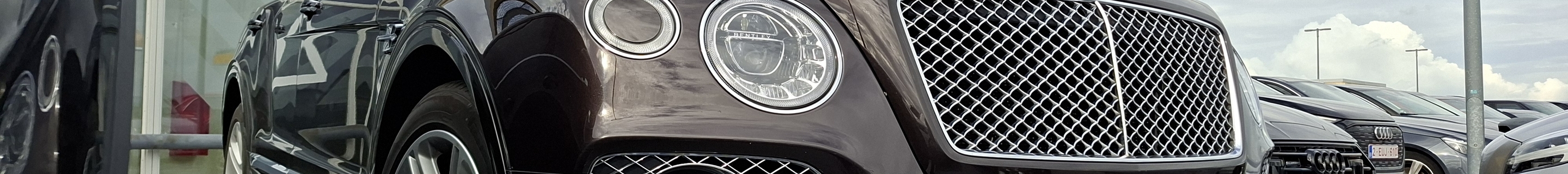Bentley Bentayga V8