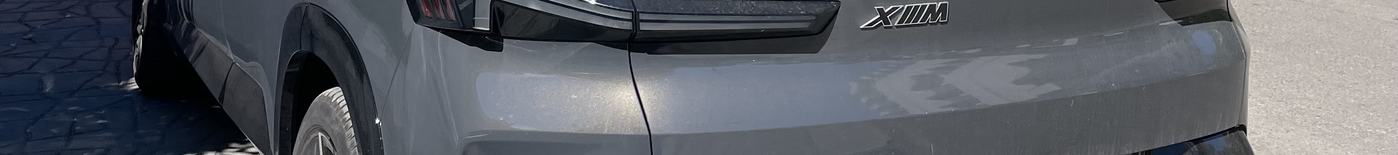 BMW XM G09