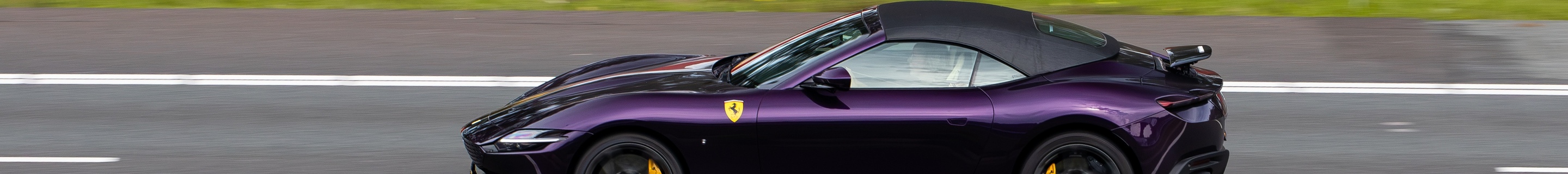 Ferrari Roma Spider
