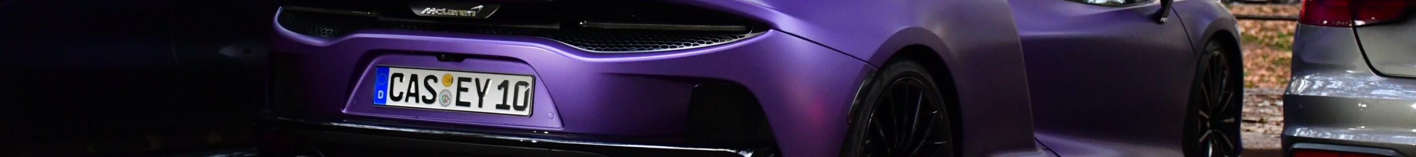 McLaren GT