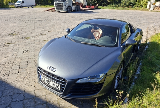 Audi R8