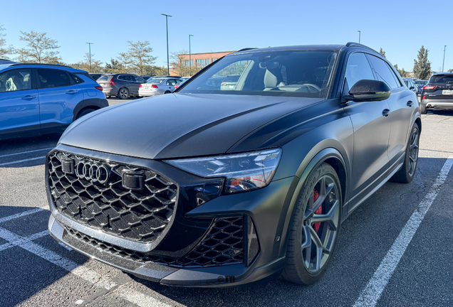 Audi RS Q8 2024