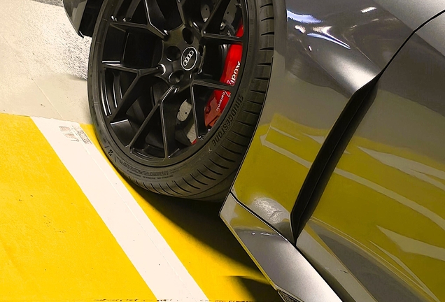 Audi RS5 Avant B10