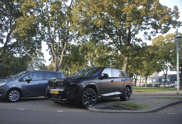 BMW XM G09