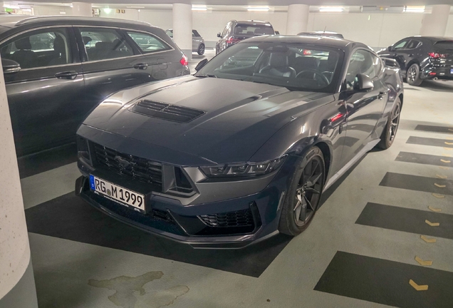 Ford Mustang Dark Horse 2024