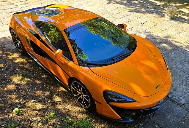 McLaren 570S Spider