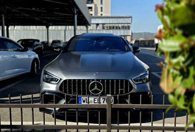 Mercedes-AMG GT 63 S X290