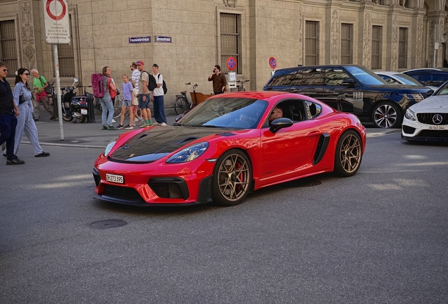 Porsche 718 Cayman GT4 RS