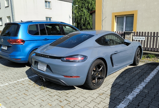 Porsche 718 Cayman S