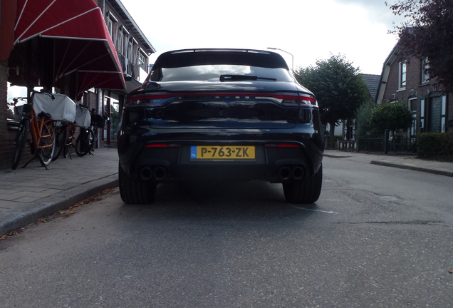 Porsche 95B Macan GTS MkIII