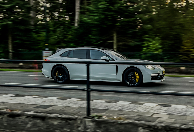 Porsche 971 Panamera Turbo Sport Turismo