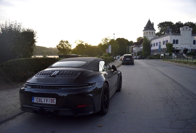 Porsche 992 Carrera 4 GTS Cabriolet MkII