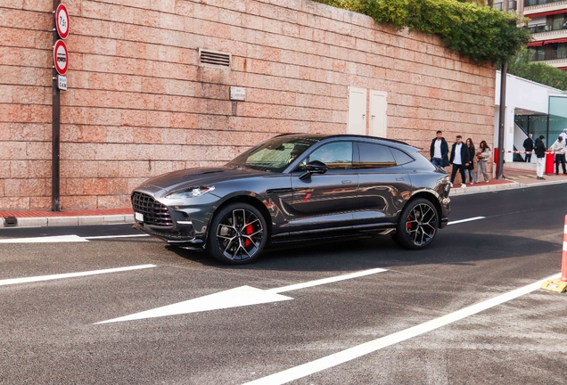 Aston Martin DBX707