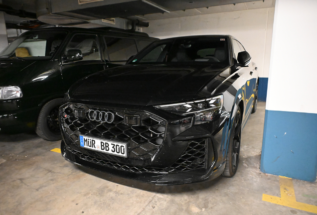 Audi RS Q8 2024