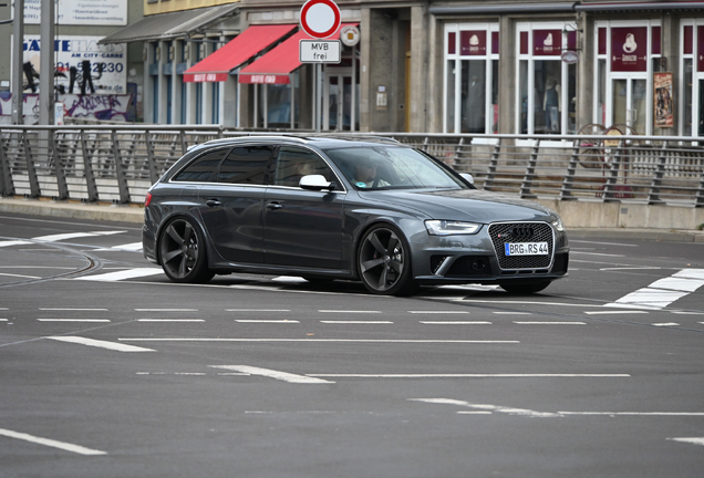 Audi RS4 Avant B8
