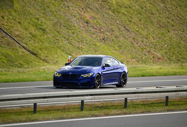 BMW M4 F82 CS