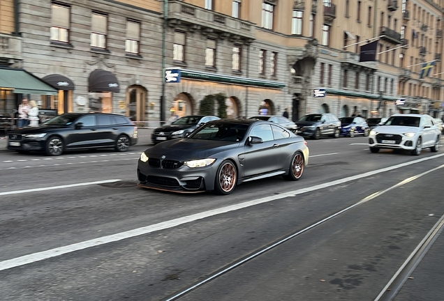 BMW M4 GTS