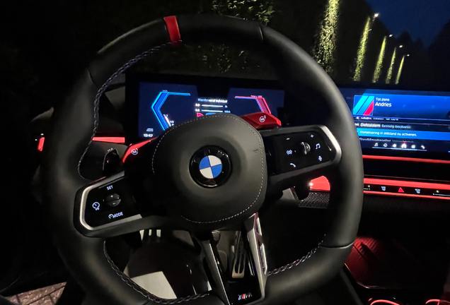 BMW M5 G90