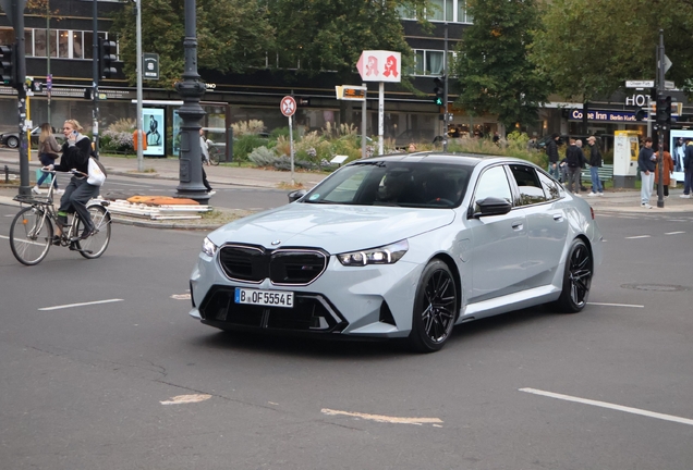 BMW M5 G90