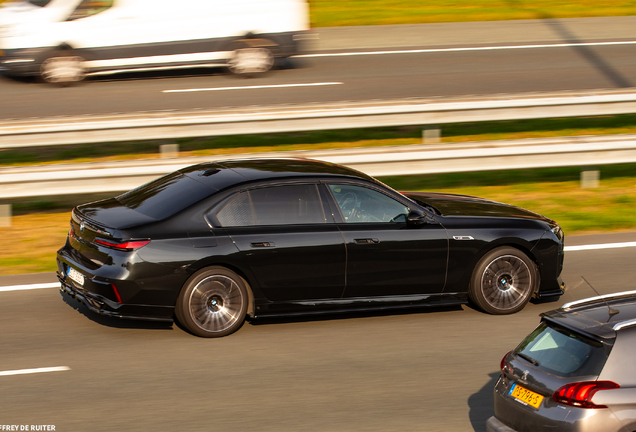 BMW M760e xDrive