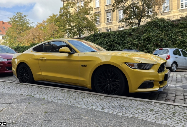 Ford Mustang GT 2015