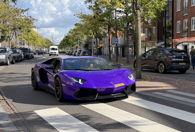 Lamborghini Aventador LP700-4