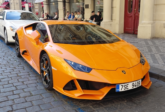 Lamborghini Huracán LP640-4 EVO