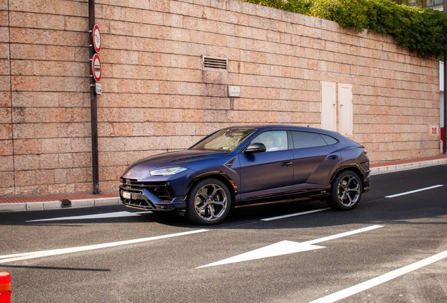 Lamborghini Urus S