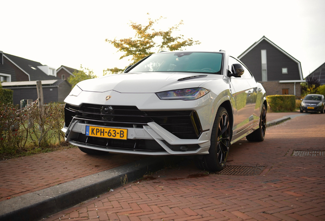Lamborghini Urus S
