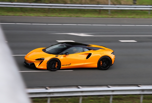 McLaren Artura