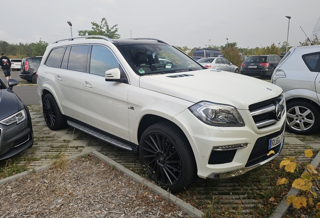 Mercedes-Benz GL 63 AMG X166