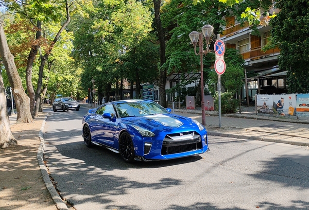 Nissan GT-R R35 50th Anniversary Edition