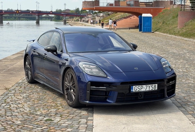 Porsche 972 Panamera Turbo S E-Hybrid