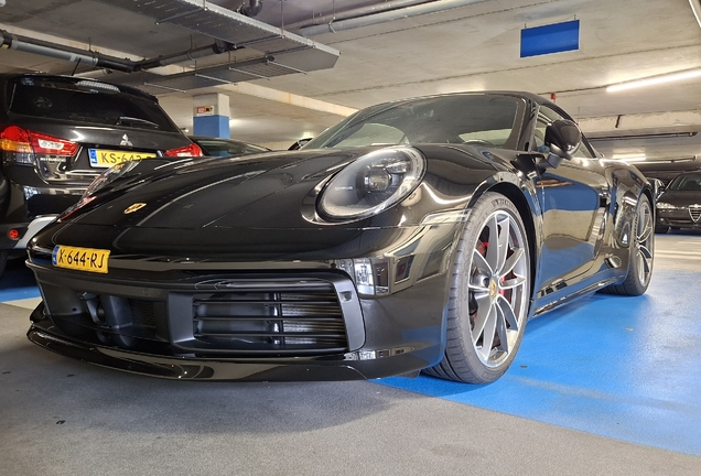 Porsche 992 Carrera 4S Cabriolet MkI