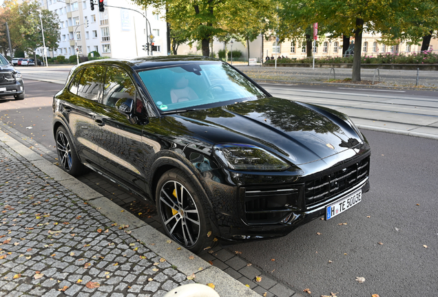 Porsche 9YA Cayenne Turbo E-Hybrid