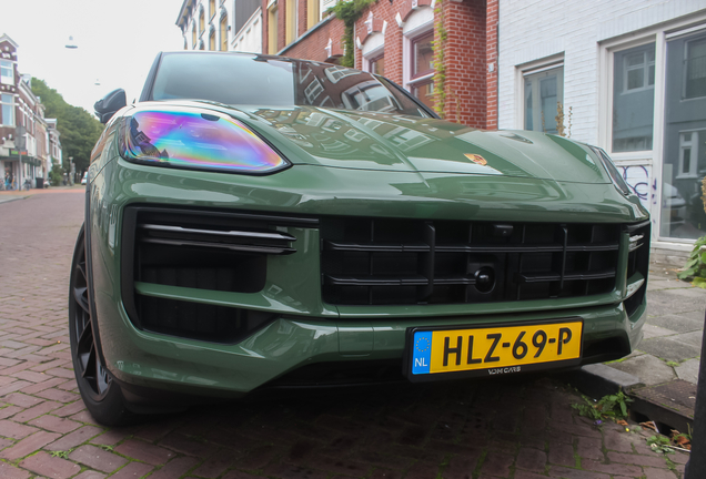 Porsche Cayenne Coupé Turbo E-Hybrid