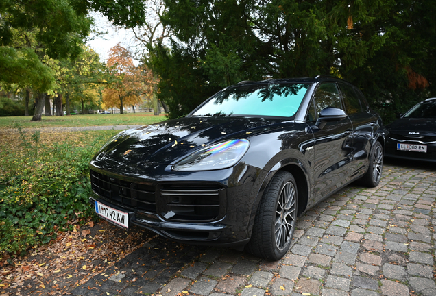Porsche Cayenne Turbo S E-Hybrid