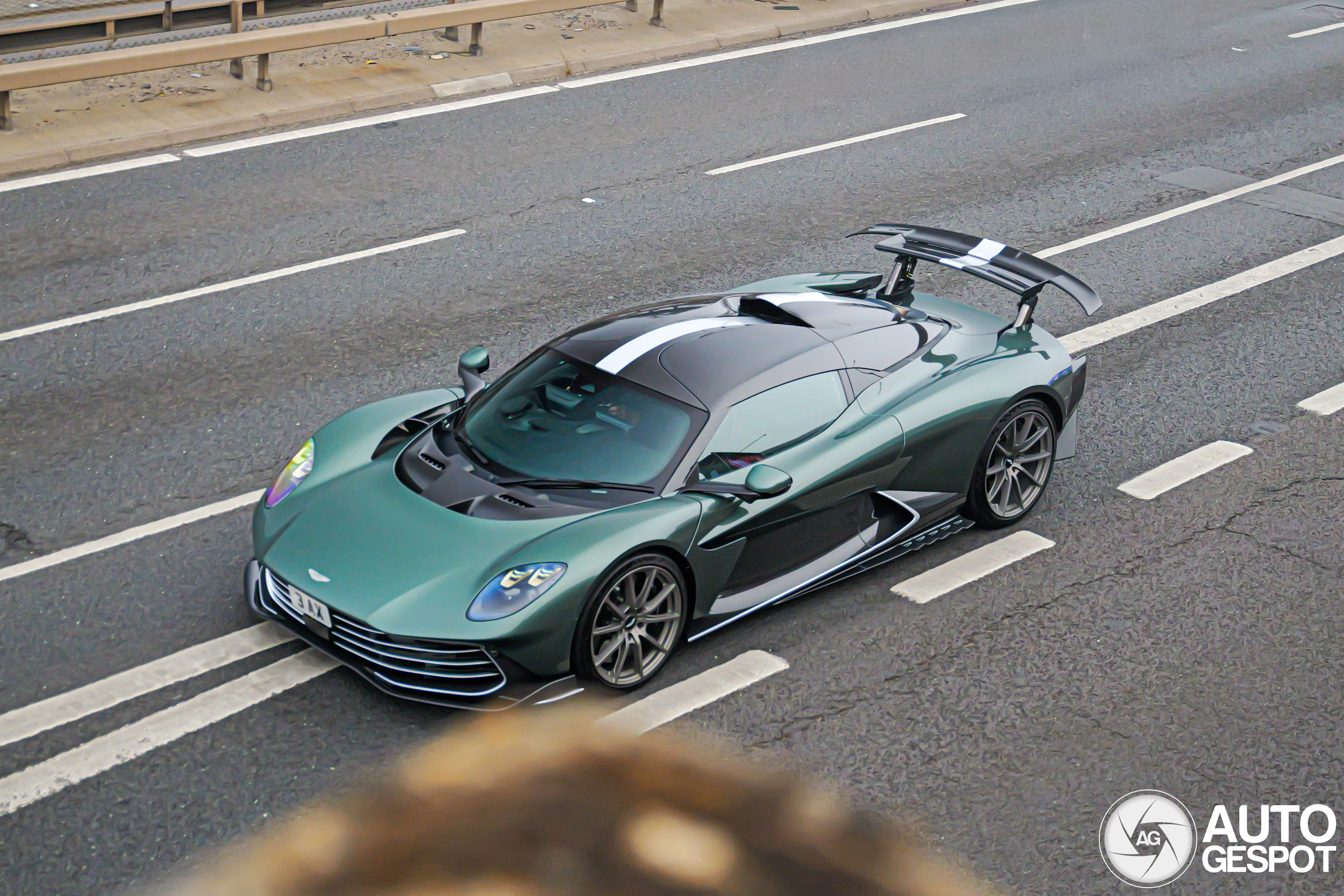 Aston Martin Valhalla