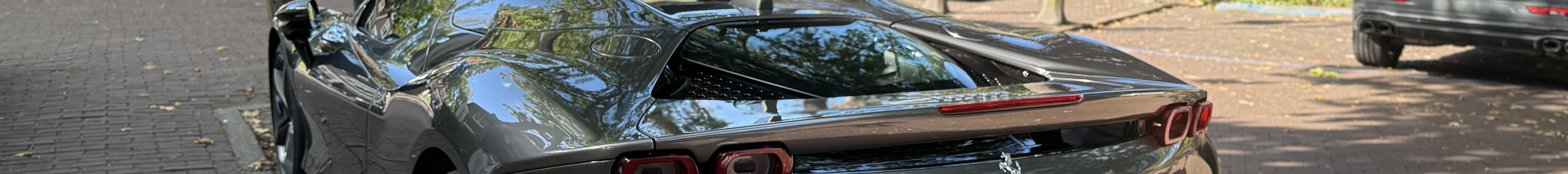 Ferrari SF90 Spider