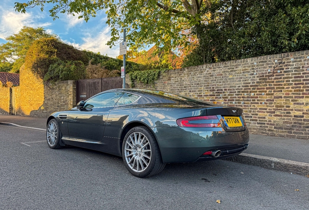 Aston Martin DB9