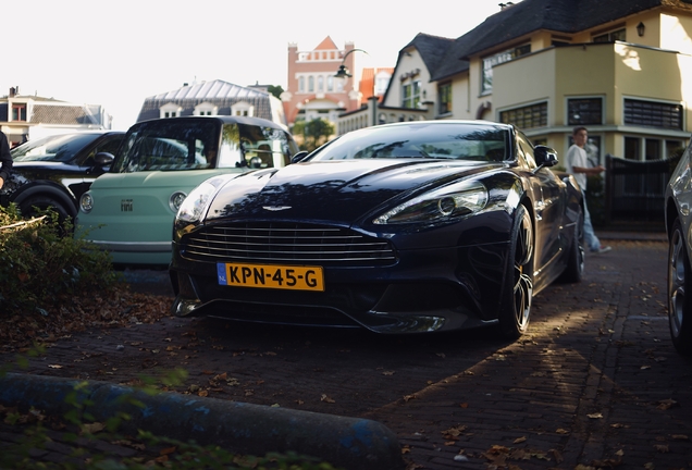 Aston Martin Vanquish 2013