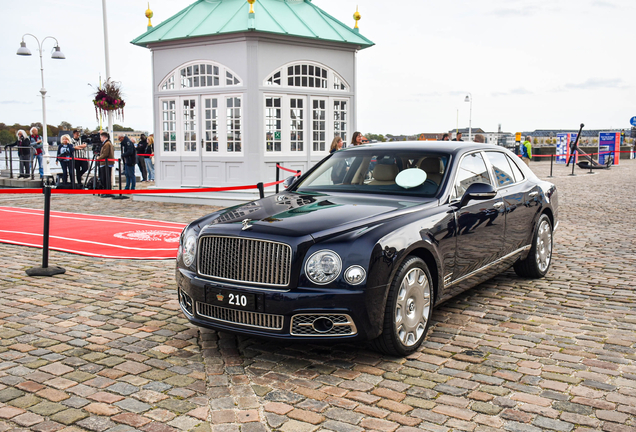 Bentley Mulsanne 2016