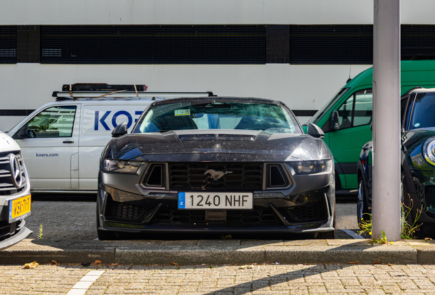 Ford Mustang Dark Horse 2024