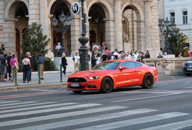 Ford Mustang GT 2015