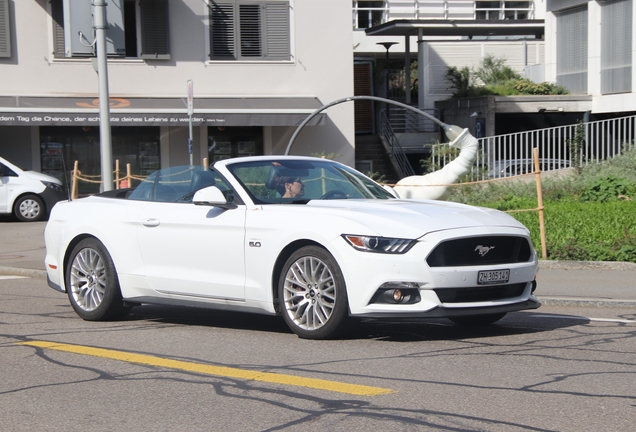 Ford Mustang GT Convertible 2015