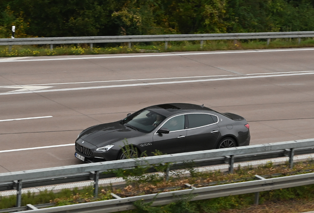 Maserati Quattroporte S Q4 GranLusso 2021