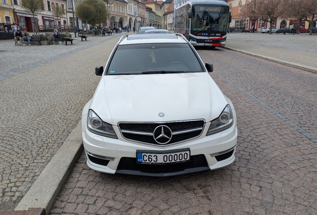 Mercedes-Benz C 63 AMG Estate 2012